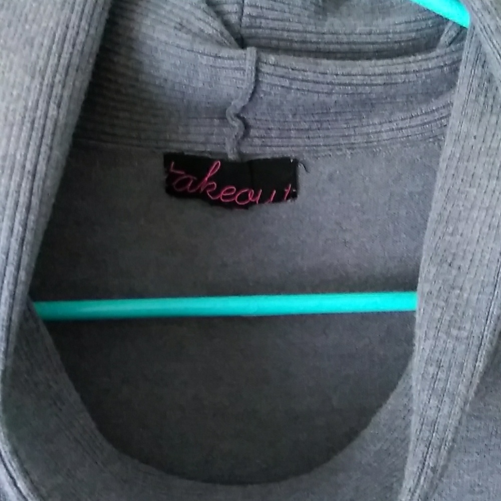 Top - Picture 3 of 4